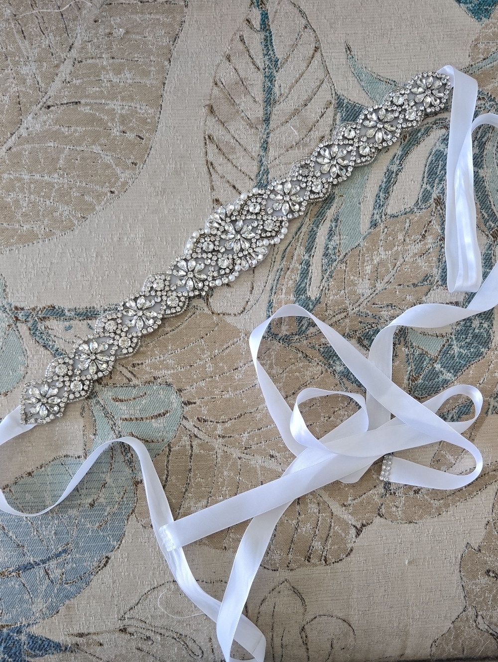 David's Bridal Silver Crystal Floral Ribbon Belt